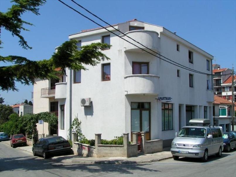 Apartments Gabrijela Biograd Na Moru Bagian luar foto
